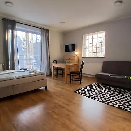 Przystanek - Plaza, Molo 300m