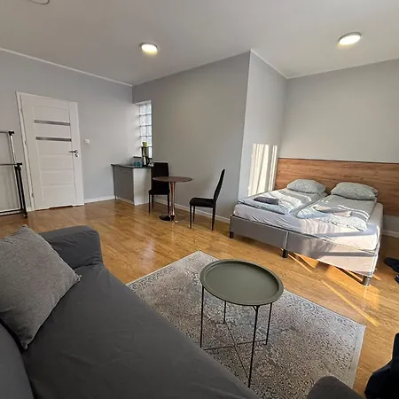 Przystanek - Plaza, Molo 300m 3*