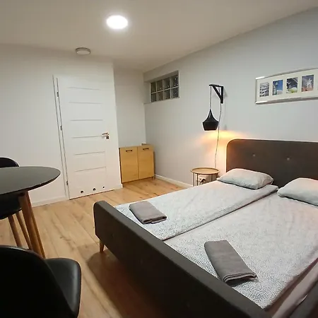 Plaza - Plaza, Molo 300m 招待所