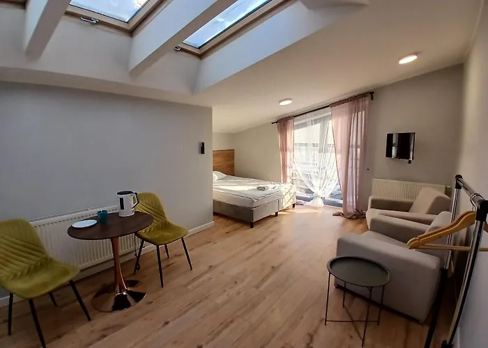 Przystanek - Plaza, Molo 300m