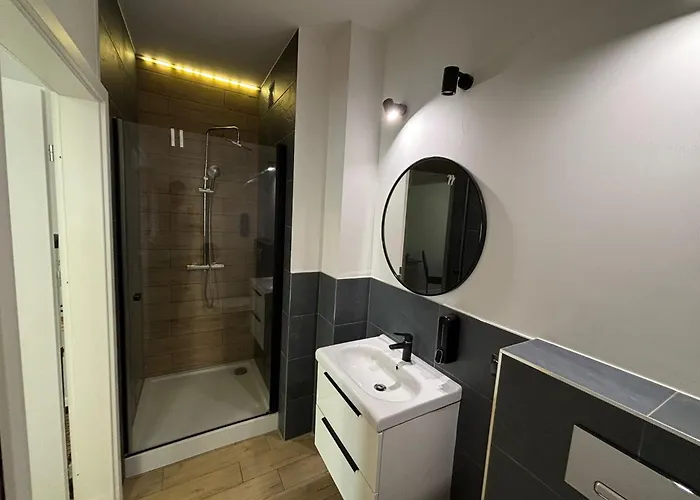 Przystanek - Plaza, Molo 300m